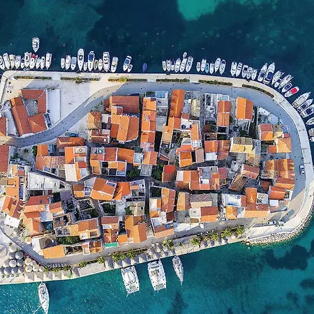 Lovely In With Wifi Apartman Vodice