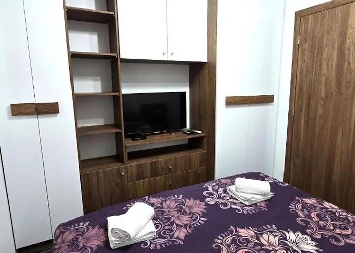 Lovely In With Wifi Apartamento